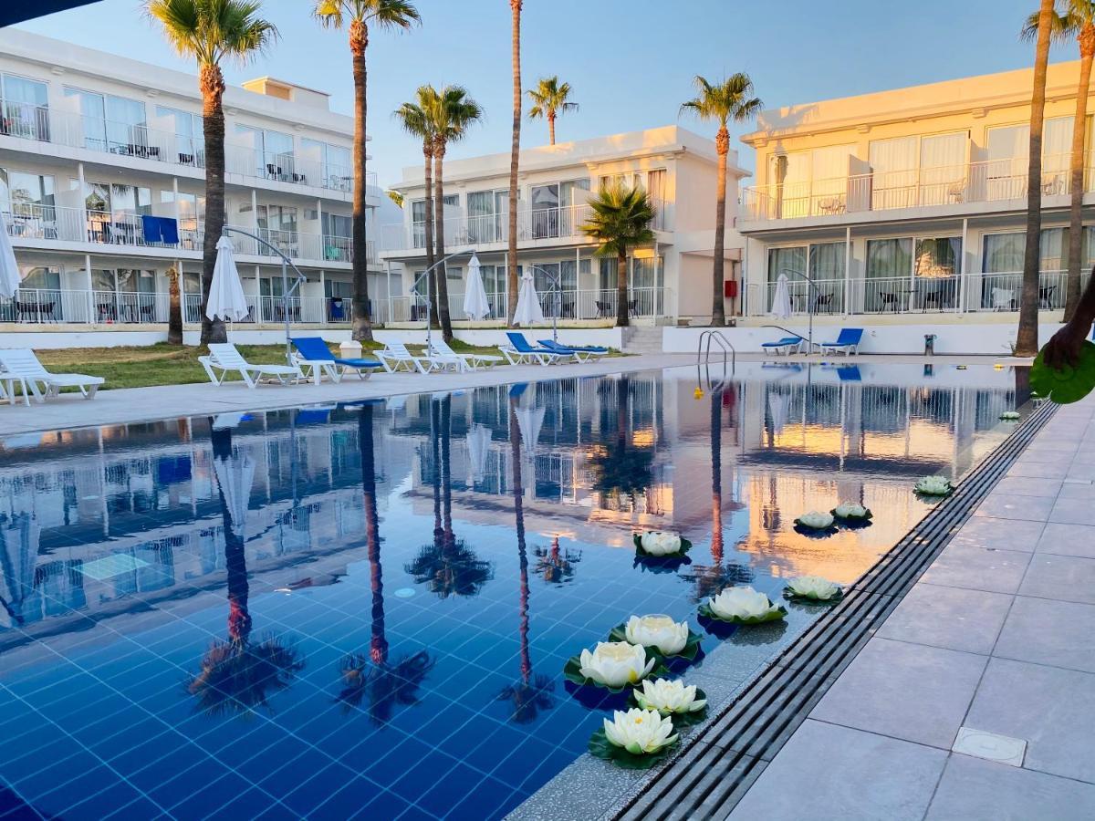 Lysithea Hotel Larnaca Exterior photo